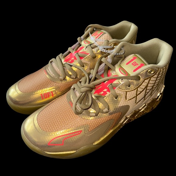 PUMA MB.01 X LAMELO BALL GOLDEN CHILD GOLD MENS SIZE 11  New Without Box - Picture 2 of 5